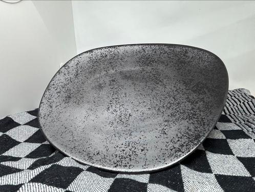 RAK Porcelain borden 9x 21cm diameter, Huis en Inrichting, Keuken | Servies, Zo goed als nieuw, Bord(en), Overige stijlen, Porselein
