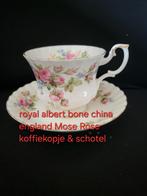 Royal albert bone china england Moss Rose kop & schotel €15, Ophalen of Verzenden