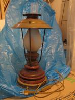 Moderne tafellamp met antieke look, Zo goed als nieuw, Ophalen