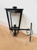 Antieke donkergroene klassieke buitenlamp van metaal IZGS, Tuin en Terras, Buitenverlichting, Gebruikt, Wandlamp, Ophalen of Verzenden
