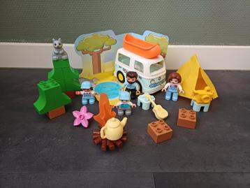 Duplo 10946 Familie Camper Avonturen - Compleet! beschikbaar voor biedingen