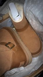 Ugg, Ophalen of Verzenden, Zo goed als nieuw