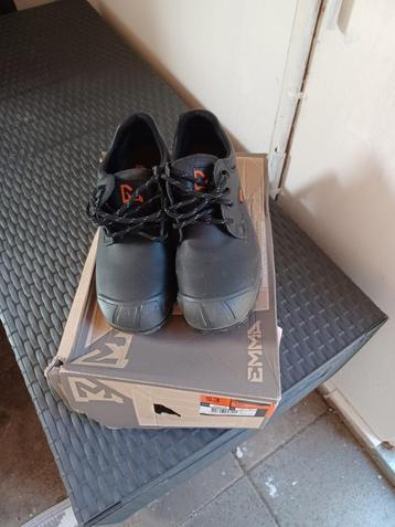 Werkschoenen maat 41 beschikbaar voor biedingen