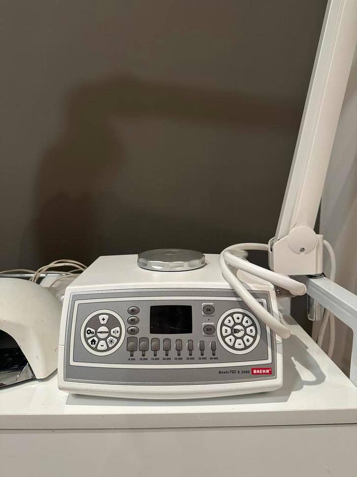 Baehr TEC S 2000 nagelfrees Pedicure- en Nagelapparaat, Witgoed en Apparatuur, Persoonlijke-verzorgingsapparatuur, Gebruikt, Hand- en Voetverzorging