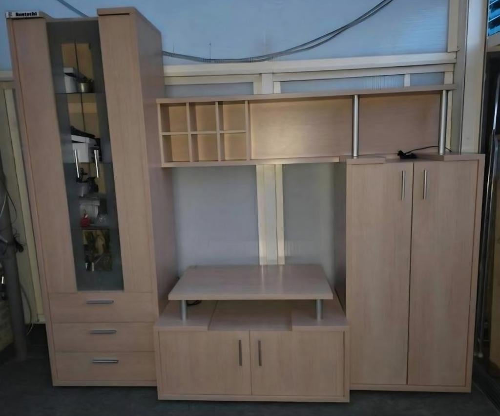 Mooie, stevige Wandkast GEEN IKEA KAST, Huis en Inrichting, Kasten | Wandmeubels, Ophalen, Met deur(en), Glas, Zo goed als nieuw