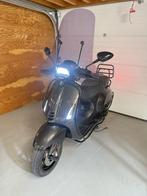 VESPA SPRINT 45km costum, Fietsen en Brommers, Scooters | Vespa, Ophalen, Maximaal 45 km/u, Vespa S, Zo goed als nieuw