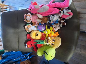 18 knuffels beschikbaar voor biedingen