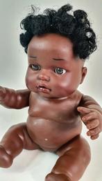 J. Berna geurpop, donker meisje, 25 cm. 8A8, Verzamelen, Poppen, Tweedehands verkoop, Tweedehands verkoop, Gebruikt, Ophalen of Verzenden