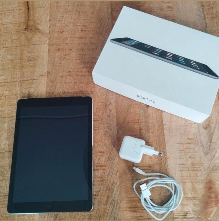 Apple iPad Air (A1475) - 16GB - Space Gray - WiFi, Computers en Software, Apple iPads, Zo goed als nieuw, Apple iPad Air, 10 inch