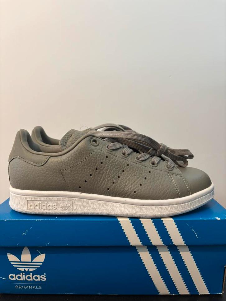 Adidas stan smith maat 37 1/3 nieuw!, Kleding | Heren, Schoenen, Nieuw, Sneakers of Gympen, Overige kleuren, Ophalen of Verzenden