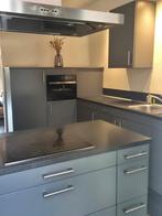 PRACHTIGE KEUKEN MET KOOKEILAND+ APPARATUUR, Ophalen, Dubbelwandige keuken, Zo goed als nieuw, Kunststof