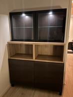 2x Kast met ingebouwde verlichting, Ophalen, 100 tot 150 cm, Zo goed als nieuw, 150 tot 200 cm