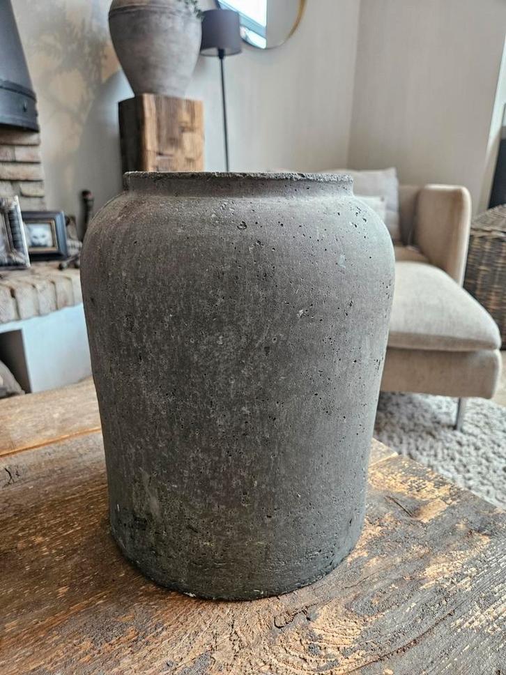 Stenen vaas / pot / kruik PTMD landelijk en sober wonen, Huis en Inrichting, Woonaccessoires | Vazen, Overige kleuren, Minder dan 50 cm