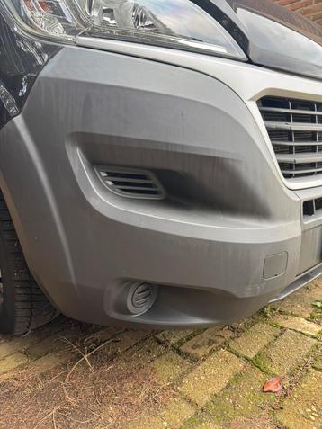 Voor bumper compleet met gril beschikbaar voor biedingen