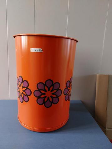 Vintage Prullenbak Brabantia met bloemmotief oranje paars beschikbaar voor biedingen