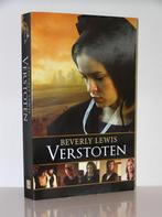Beverly Lewis - Verstoten (christelijke Amish roman herdruk), Boeken, Romans, Amerika, Ophalen of Verzenden, Zo goed als nieuw