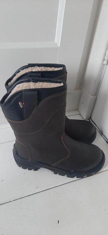 Bouw/ stal/safety laarzen 38 beschikbaar voor biedingen