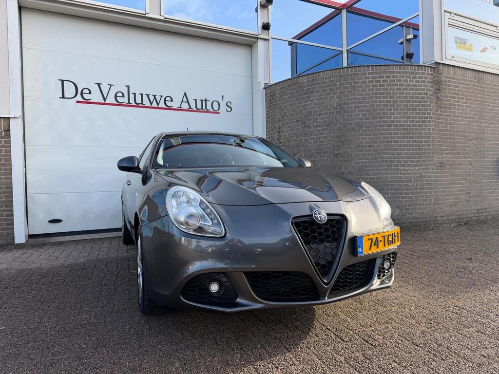 Alfa Romeo Giulietta 1.4 T Distinctive|PDC|Clima|Cruise|, Auto's, Alfa Romeo, Voorwielaandrijving, Euro 5, Stof, Gebruikt