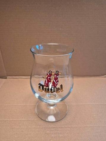 Duvel glas 2004 Twee Modieuze dames beschikbaar voor biedingen