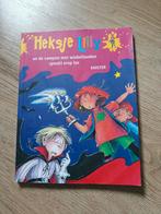 Heksje Lilly 2x en de vampier met wiebeltanden, Ophalen of Verzenden, Zo goed als nieuw, Knister, Sprookjes