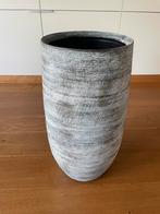 Hoge grootte stenen aardewerk bloempot vaas., Tuin en Terras, Bloempotten, Ophalen, Rond, Binnen, Zo goed als nieuw