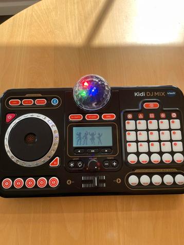 Vtech Kidi DJ Mix Draaitafel beschikbaar voor biedingen