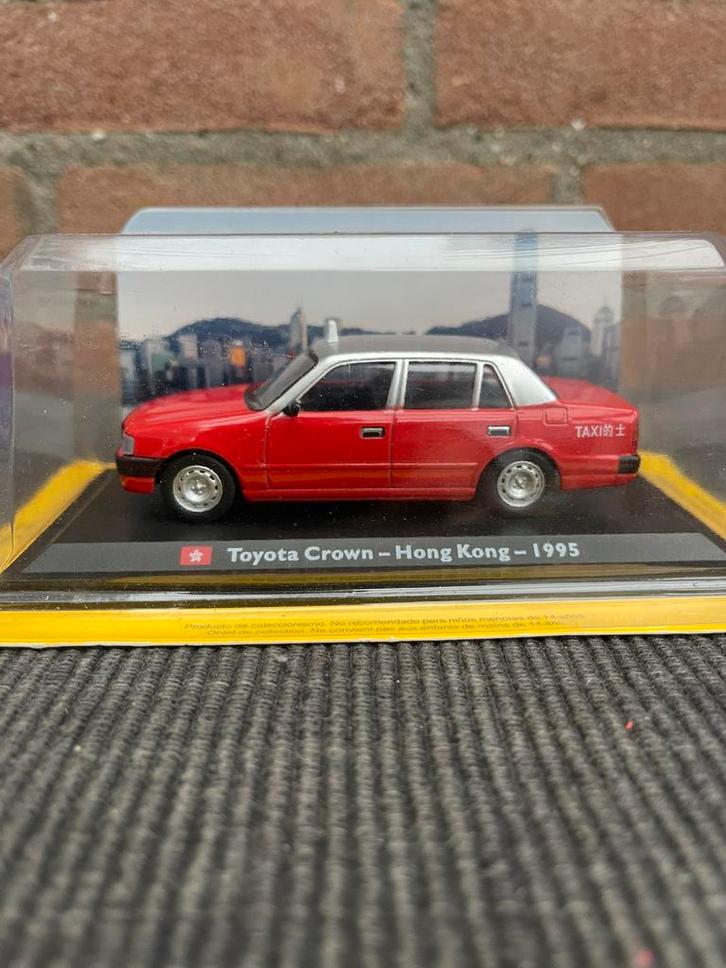 1:43 TOYOTA CROWN TAXI HONG-KONG, Hobby en Vrije tijd, Modelauto's | 1:43, Zo goed als nieuw, Auto, Ophalen of Verzenden