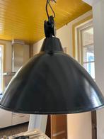 Vintage industriële oude emaille fabrieks lampen 2 stuks, Antiek en Kunst, Antiek | Lampen, Ophalen
