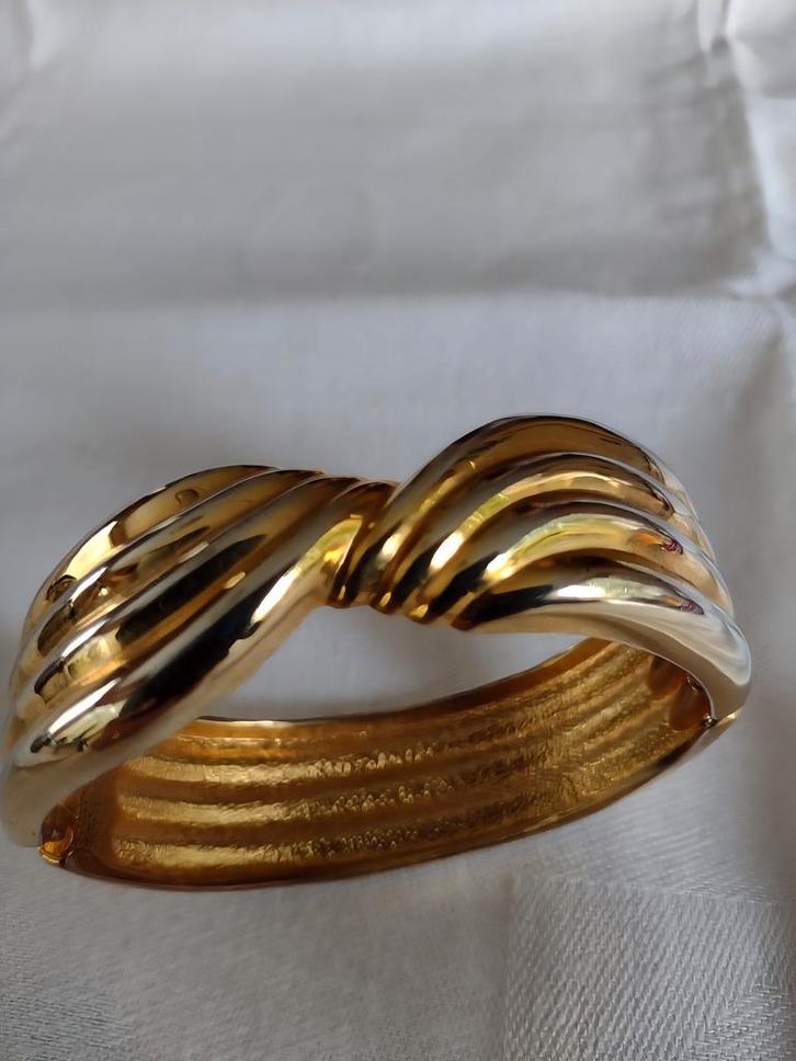 Edelmetalen klem armband, Sieraden, Tassen en Uiterlijk, Armbanden, Zo goed als nieuw, Overige materialen, Geel, Ophalen of Verzenden