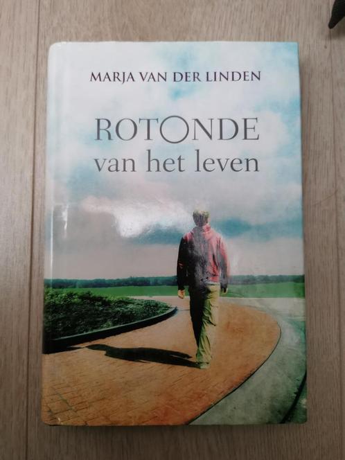 504 .. Marja van der Linden-Taal - Rotonde van het leven, Boeken, Streekboeken en Streekromans, Zo goed als nieuw, Ophalen of Verzenden