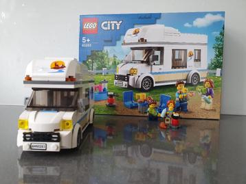 LEGO City Vakantiecamper - 60283 beschikbaar voor biedingen