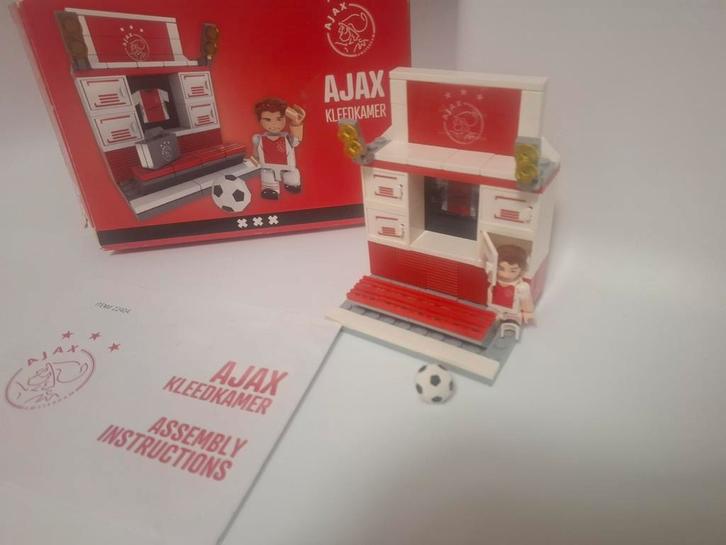 Ajax Kleedkamer Bouwset - Nieuwstaat, Kinderen en Baby's, Speelgoed | Bouwstenen, Zo goed als nieuw, Overige merken, Ophalen of Verzenden
