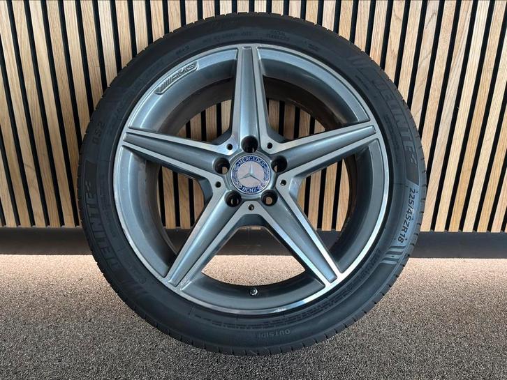 Mercedes-Benz Originele Zomerset 18inch Amg, Auto-onderdelen, Banden en Velgen, Banden en Velgen, Zomerbanden, 18 inch, 225 mm