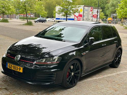 Golf 7 GTI Performance full opties panorama dak Dsg, Auto's, Volkswagen, Particulier, Golf, ABS, Achteruitrijcamera, Adaptieve lichten