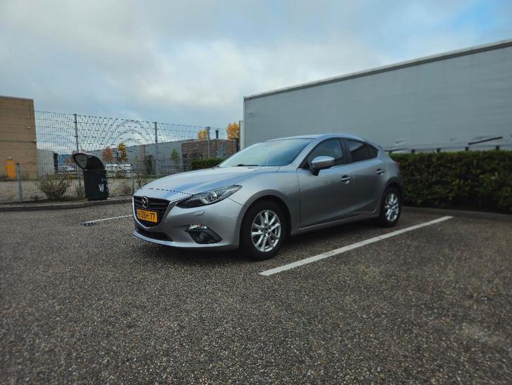 Mazda 3 - 120PK - DEALER ONDERHOUD - ANDROID & APPLE CAR, Auto's, Mazda, Particulier, ABS, Adaptieve lichten, Airbags, Airconditioning