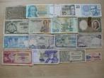 (13) . bankbiljetten 16 stuks VERSCHILLENDE . buitenlandse ., Ophalen of Verzenden, Buitenland, Bankbiljetten