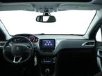 Peugeot 208 1.2 PureTech Allure 110PK | NAVI | PANO | Camera, Voorwielaandrijving, Gebruikt, Euro 6, Leder en Stof