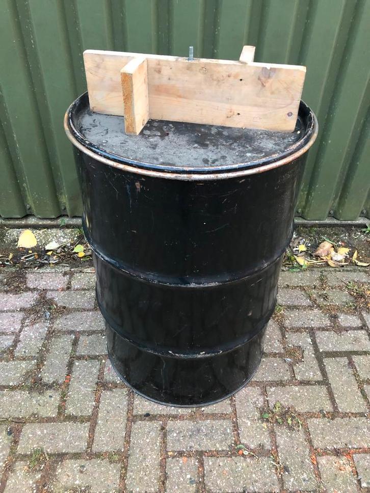 Zwart stalen dekselvat / vat met deksel en klem, Tuin en Terras, Vuurkorven, Ophalen