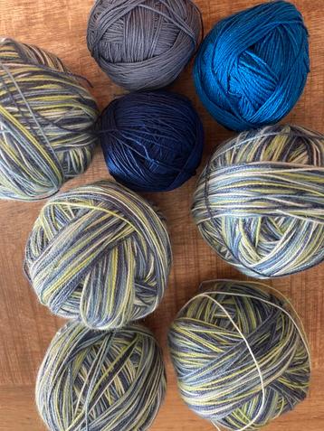 Mooie set soft en mooi garen  750 gr beschikbaar voor biedingen