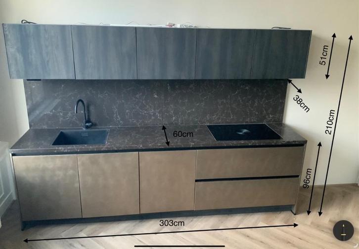 Keuken zo mee te nemen in januari niet eerder, Huis en Inrichting, Keuken | Complete keukens, Gebruikt, Overige typen, Bruin, Composiet