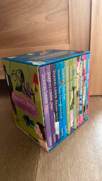 Taschen 4 Cities: 12 Volume in Box beschikbaar voor biedingen