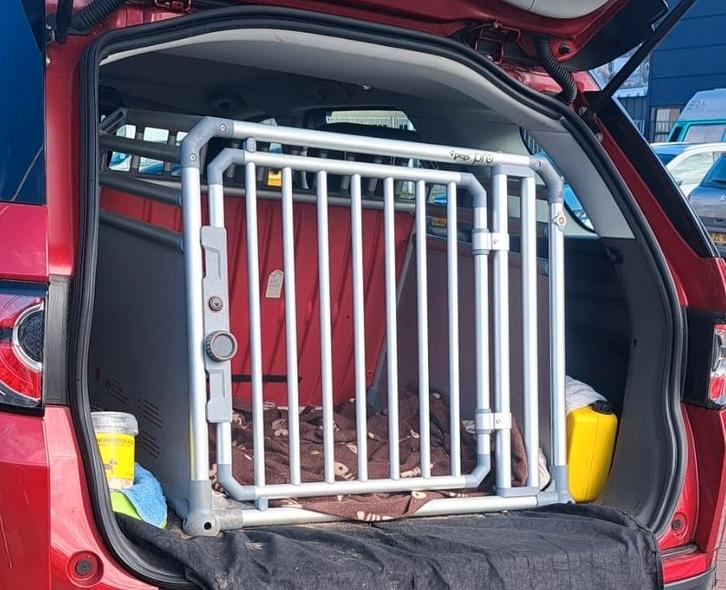 hondenbench auto 4 pets pro medium, Dieren en Toebehoren, Hondenbenches, Zo goed als nieuw, Ophalen