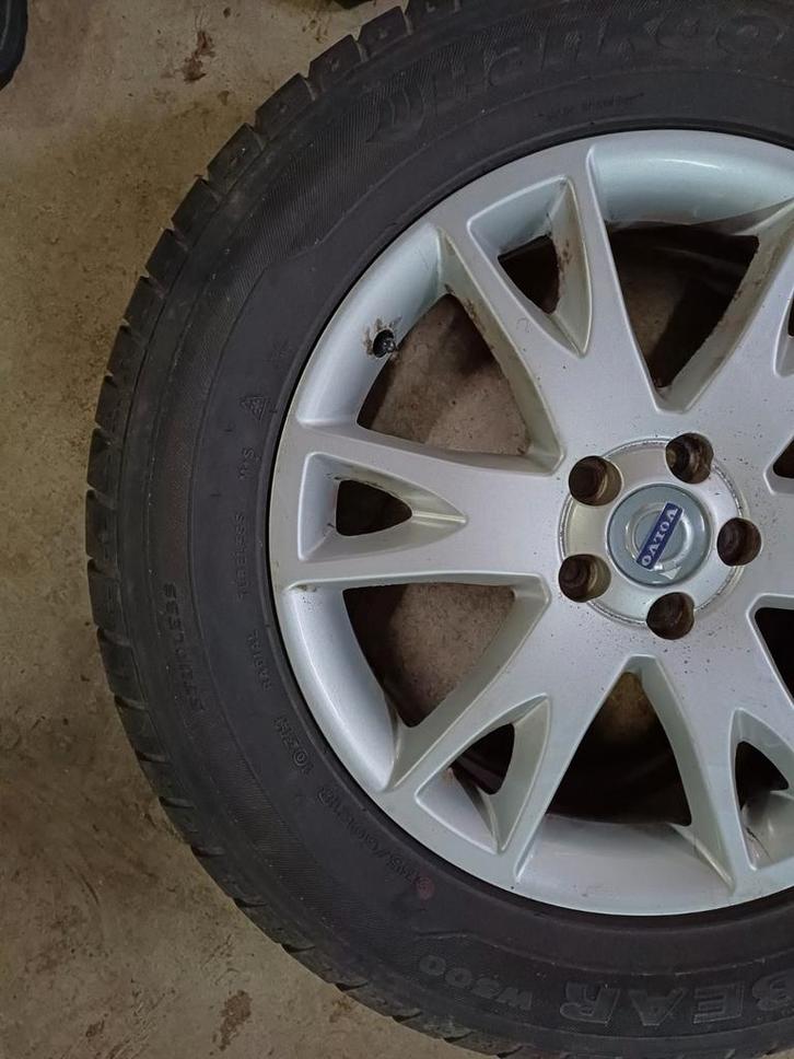 Originele Winterwielen Volvo XC 60 18 inch, Auto-onderdelen, Banden en Velgen, Banden en Velgen, Winterbanden, 18 inch, 235 mm