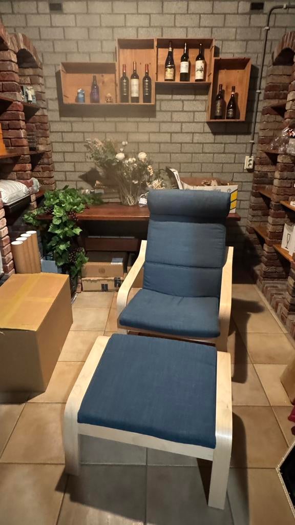 IKEA Poang en voetenbank, Ophalen of Verzenden, Zo goed als nieuw, 75 tot 100 cm