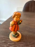 Hummel beeldje meisje met pop ne.2103, Ophalen of Verzenden, Zo goed als nieuw, Hummel