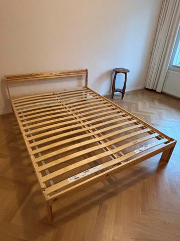 Bedframe & lattenbodem Ikea Neiden 140x200 - afbeelding 1