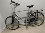 Batavus herenfiets hooge frame, Fietsen en Brommers, Fietsen | Heren | Herenfietsen, Ophalen, Versnellingen, Batavus, Zo goed als nieuw