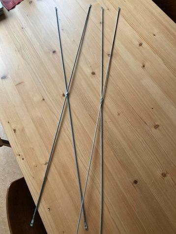Observatör steunkruis Ikea 100 cm, 2 stuks, GRATIS