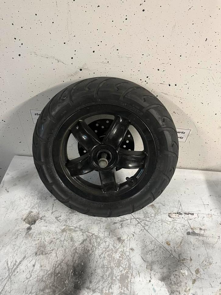 Zip voorband, Fietsen en Brommers, Brommeronderdelen | Scooters, Zo goed als nieuw, Piaggio, Overige typen, Ophalen of Verzenden