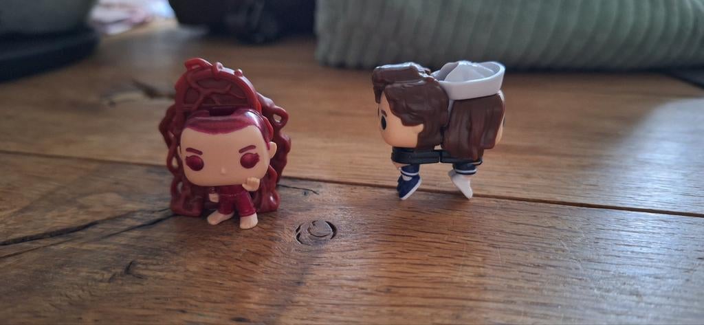 Stranger things, Ophalen of Verzenden